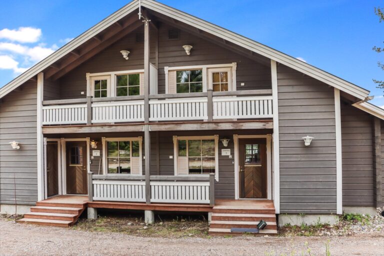 AURINKO-SAAGA 5 PARITALO