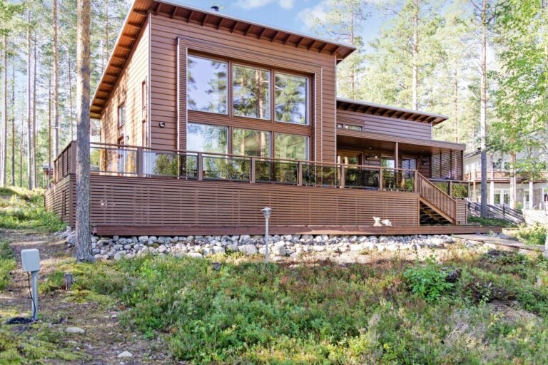 PIELISLINNA/LOMA-KOLI