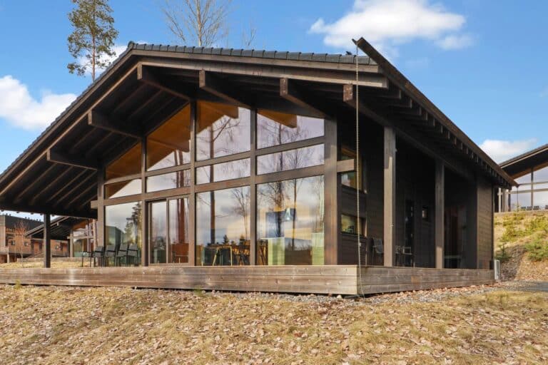 EERIKKILÄ HUVILA 132