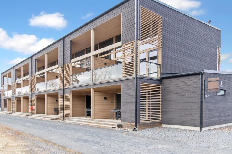 EERIKKILÄ LOMAHUONEISTO 64